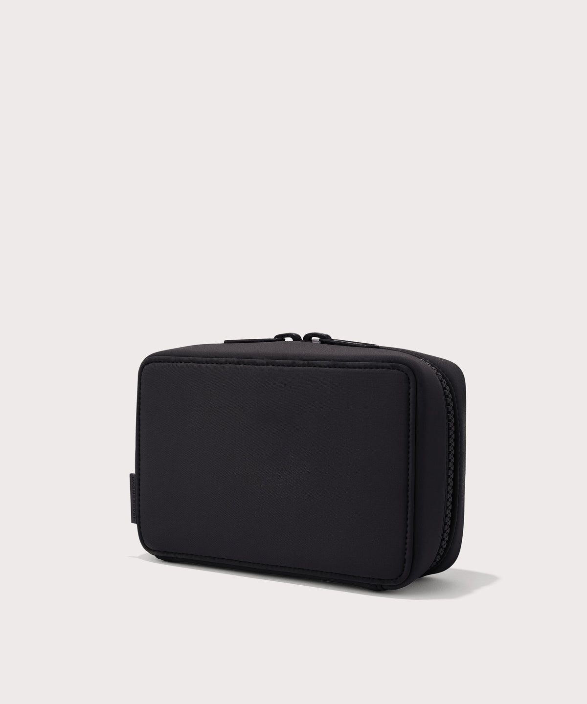 Arlo tech organizer open